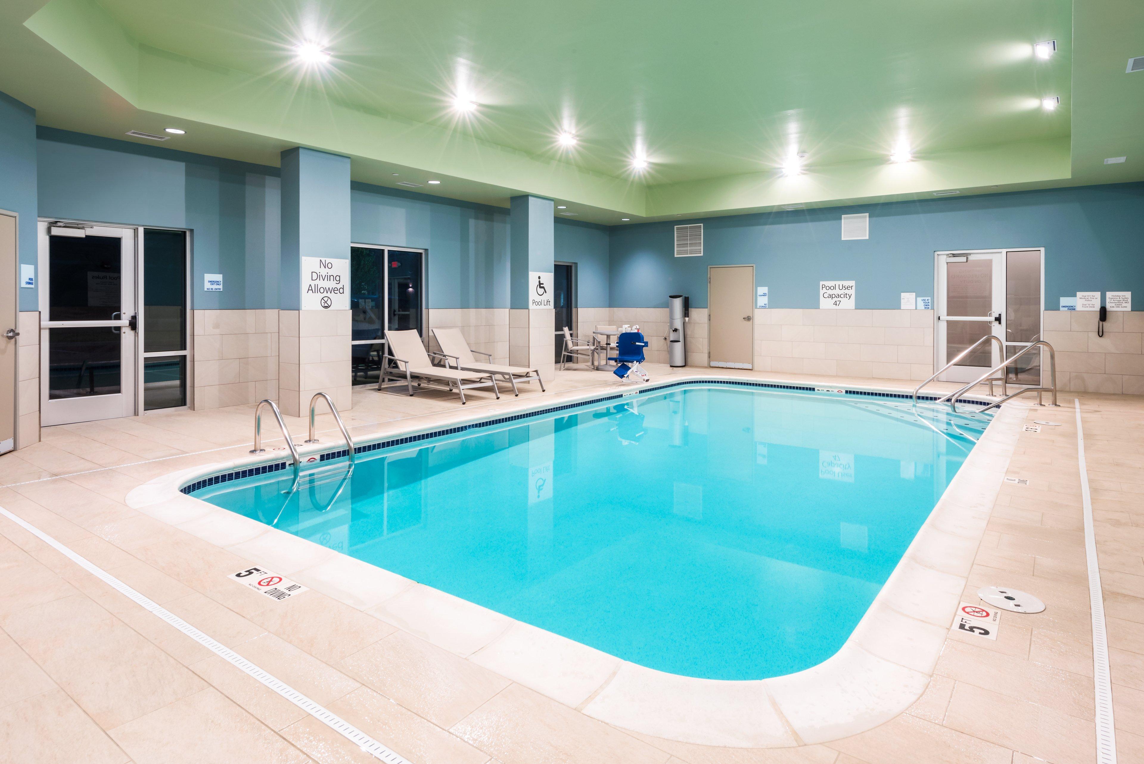 Holiday Inn Express & Suites St. Louis - Chesterfield By Ihg Exteriér fotografie