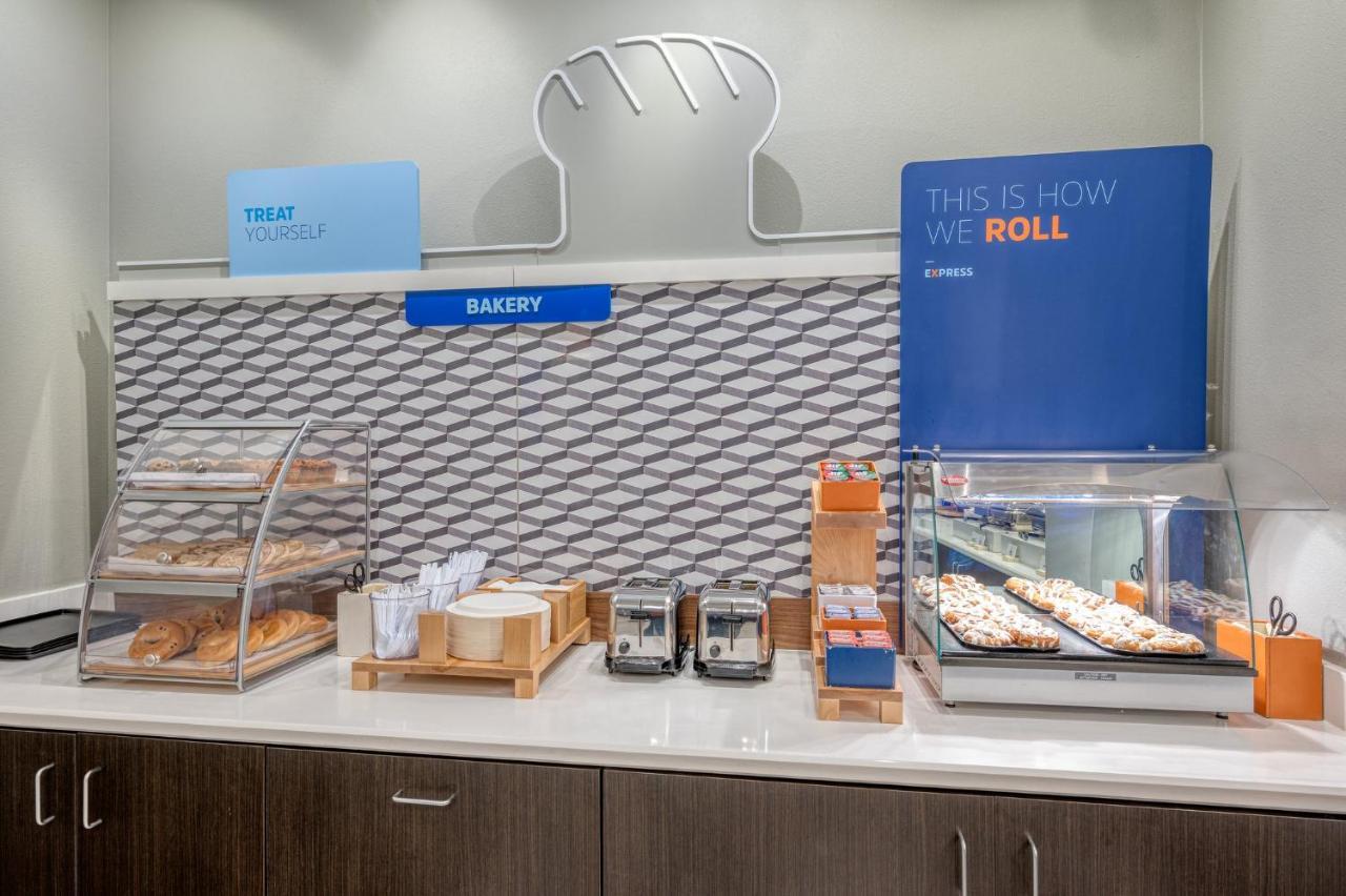 Holiday Inn Express & Suites St. Louis - Chesterfield By Ihg Exteriér fotografie